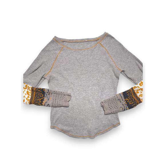 Grey Waffle Raglan Top W/ Mustard Crochet Patterned Sleeves Small/Medium - Picture 4 of 12
